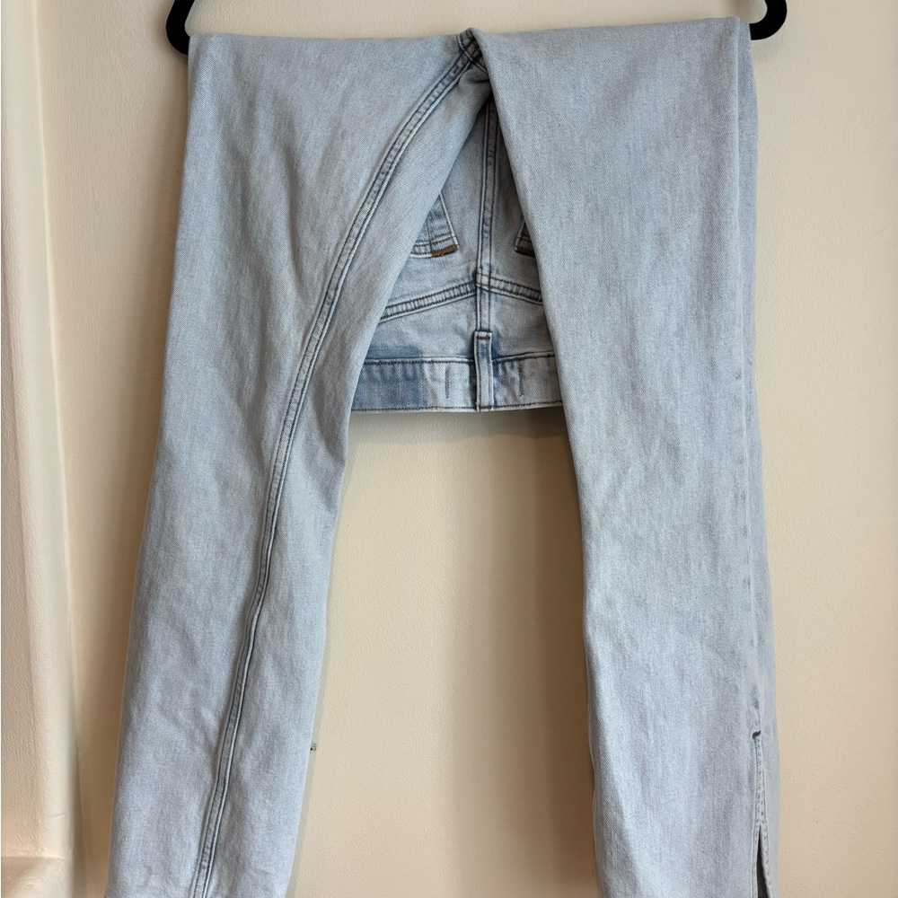 Abercrombie & Fitch Light Blue Women's Straight Leg Jeans - Picture 6 of 6